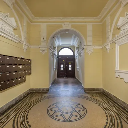 דירה Gde Wesselenyi Triple