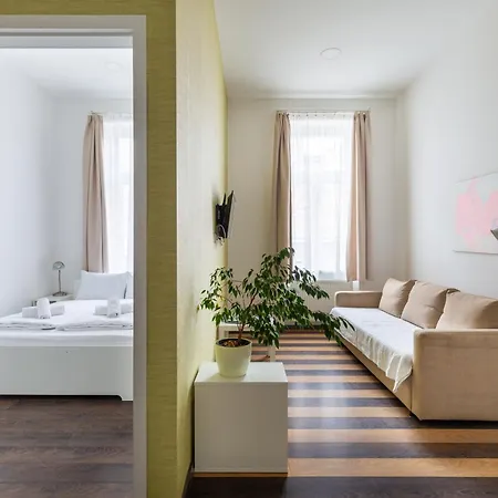 Gde Wesselenyi Triple דירה