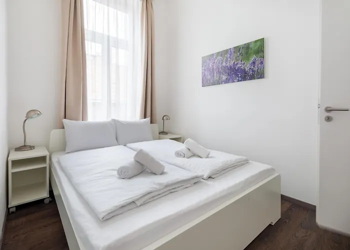 Gde Wesselenyi Triple *