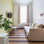 Gde Wesselenyi Triple Budapest