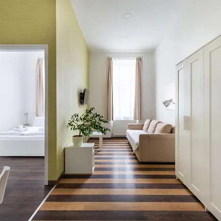 Gde Wesselenyi Triple * Budapest