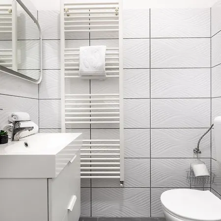 Gde Wesselenyi Triple Apartment *