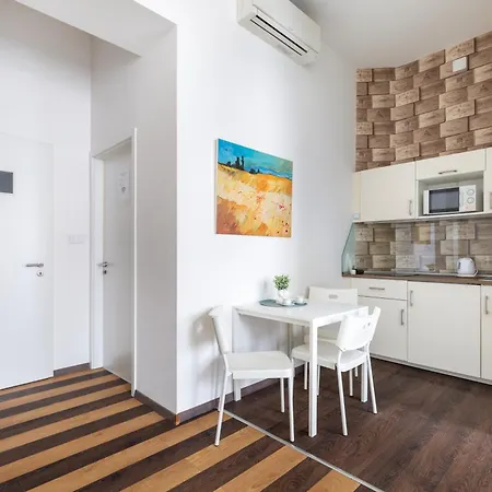 Gde Wesselenyi Triple Apartment Budapest