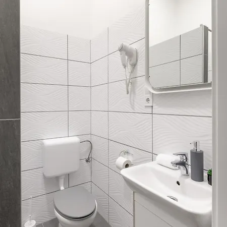 Gde Wesselenyi Triple * Budapest