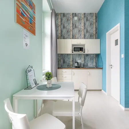 Gde Wesselenyi Triple Apartment