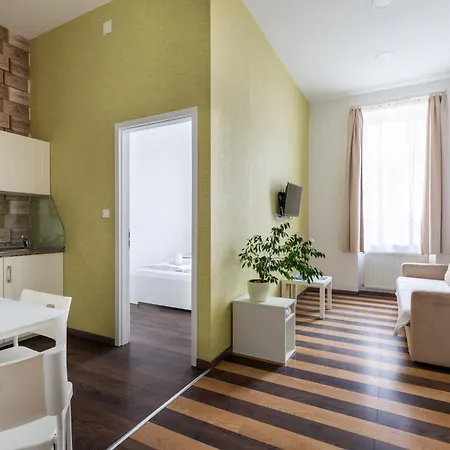 Gde Wesselenyi Triple